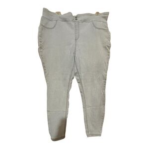 Chic Light Gray High-Waisted Pants